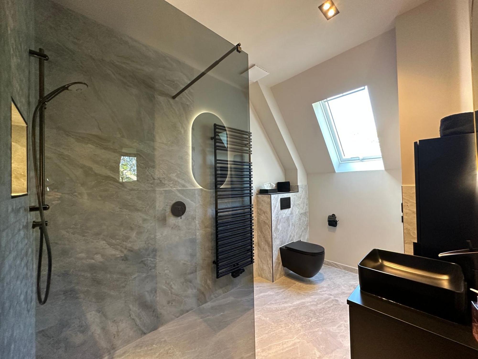 * Stadtvilla Plauen * * Aussergewoehnlich * 2 Zimmerwohnung * Zentrumsnah ภายนอก รูปภาพ