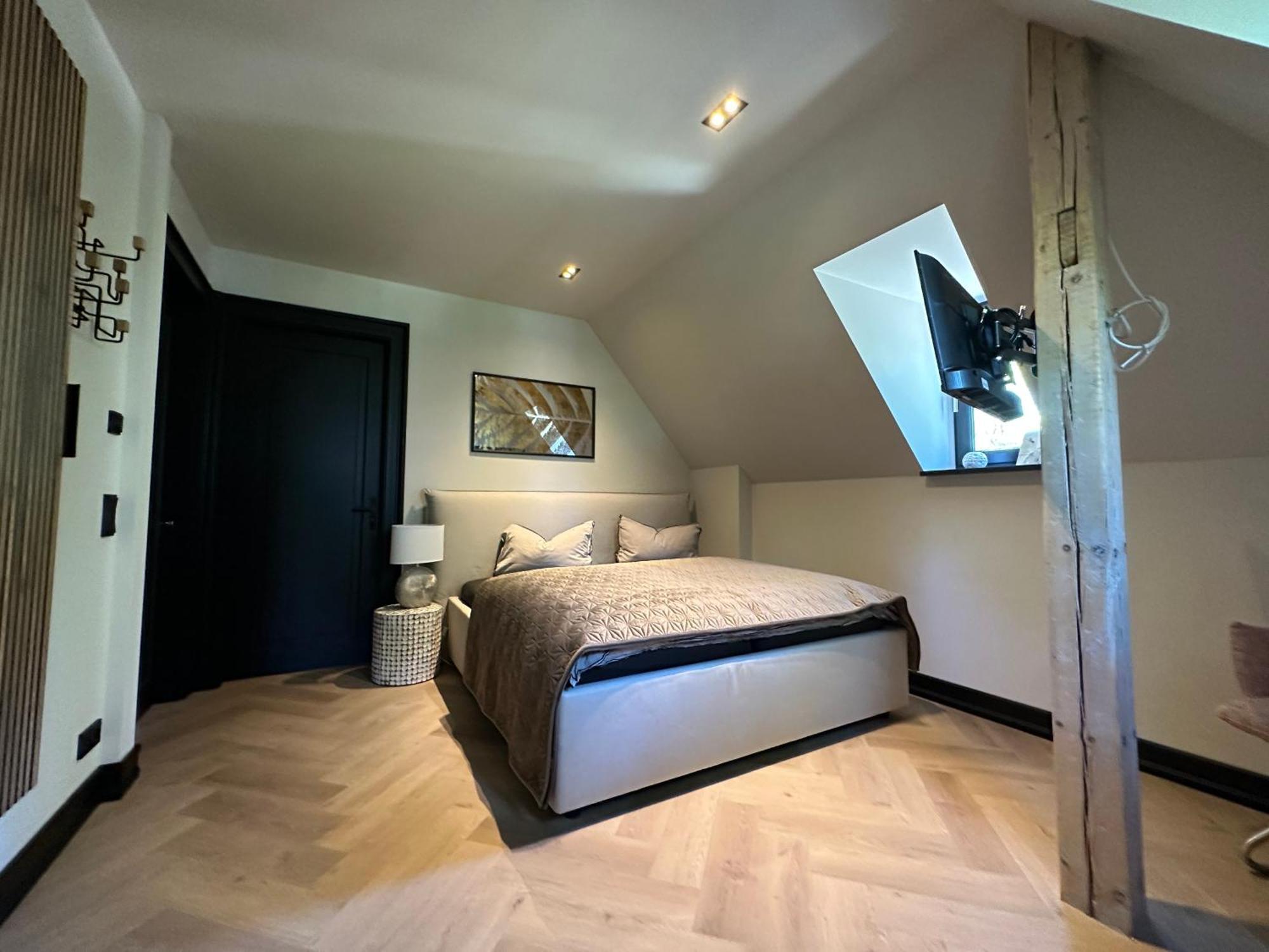 * Stadtvilla Plauen * * Aussergewoehnlich * 2 Zimmerwohnung * Zentrumsnah ภายนอก รูปภาพ