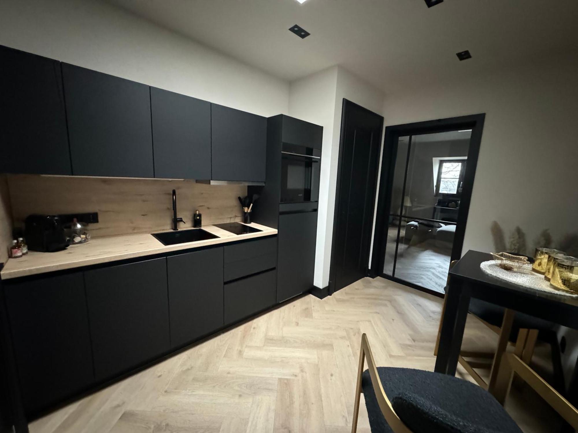 * Stadtvilla Plauen * * Aussergewoehnlich * 2 Zimmerwohnung * Zentrumsnah ภายนอก รูปภาพ