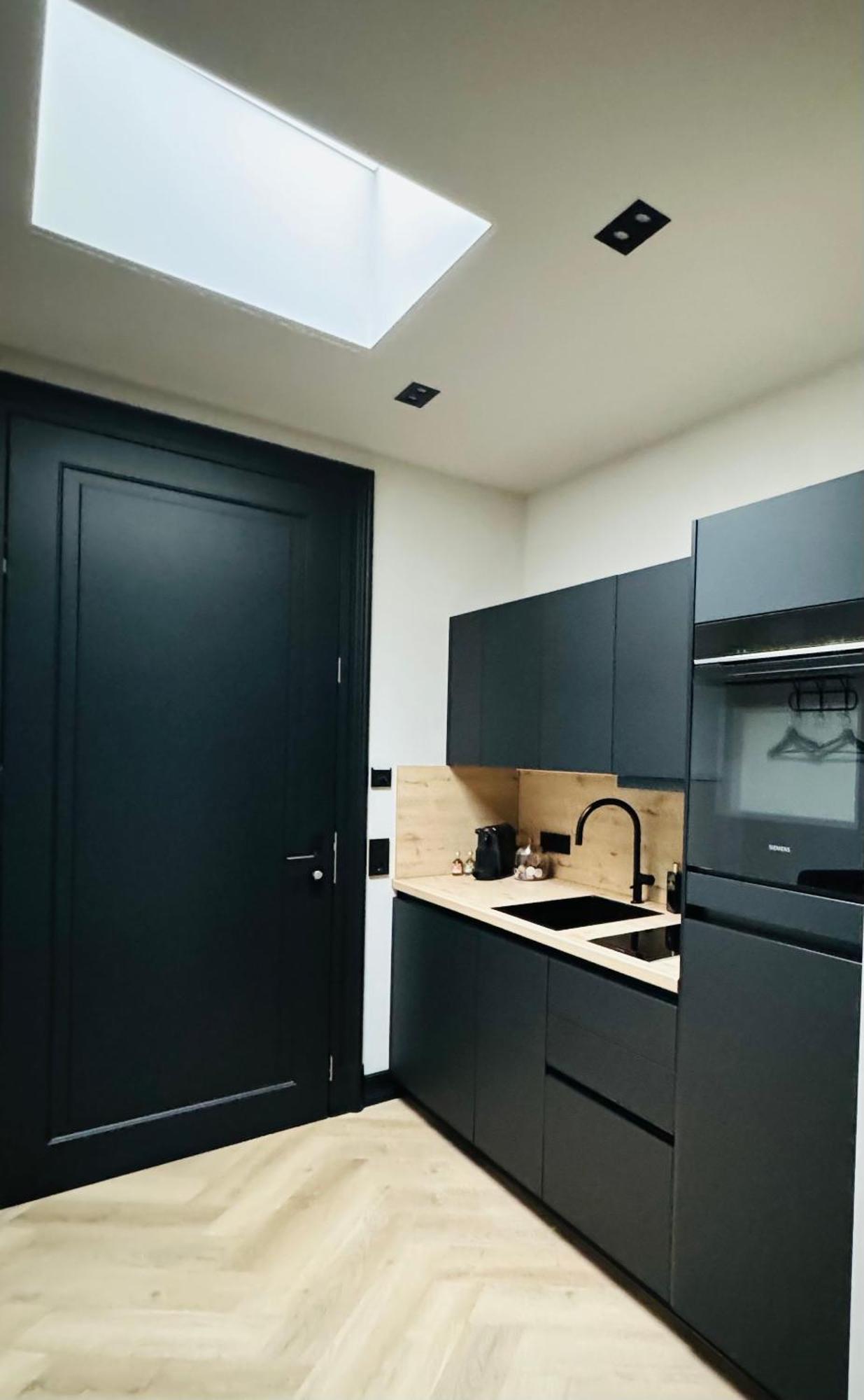 * Stadtvilla Plauen * * Aussergewoehnlich * 2 Zimmerwohnung * Zentrumsnah ภายนอก รูปภาพ